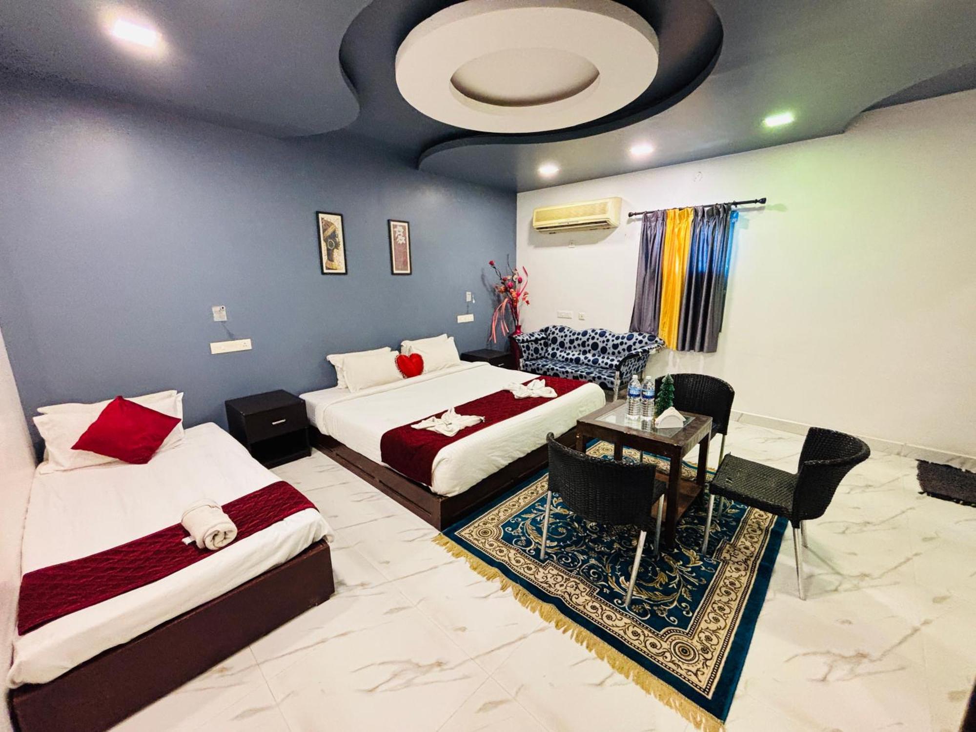 The Elite Beachview Пондичери Екстериор снимка